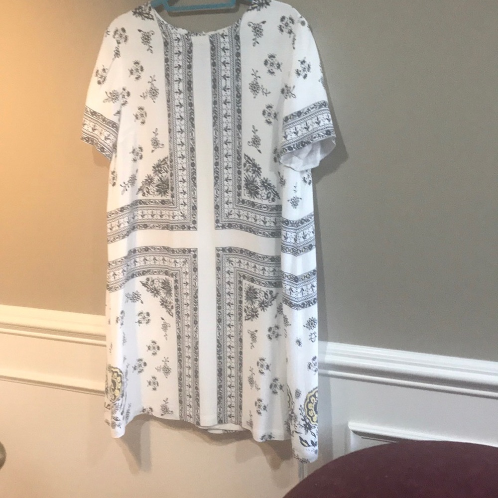 Loft Dress white